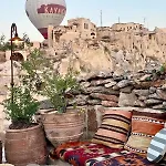Potamia Cave Hotel *
