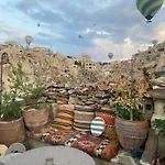 Hotel Potamia Cave *