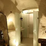 Potamia Cave Hotel