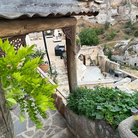 Potamia Cave Hotell
