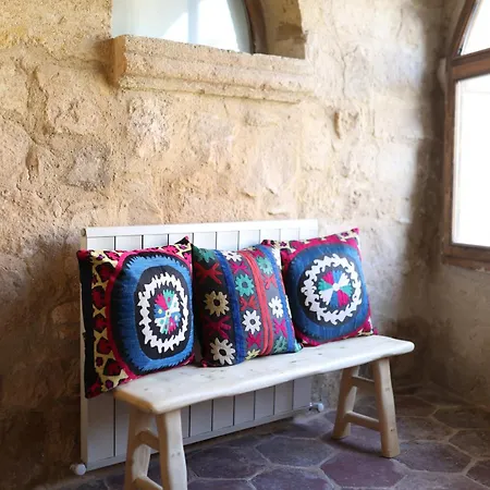 Potamia Cave Otel *