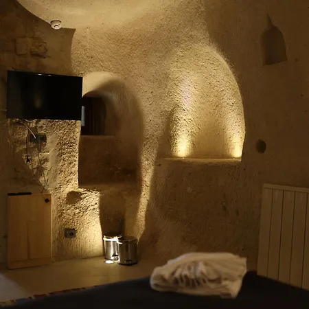 Potamia Cave * Ortahisar