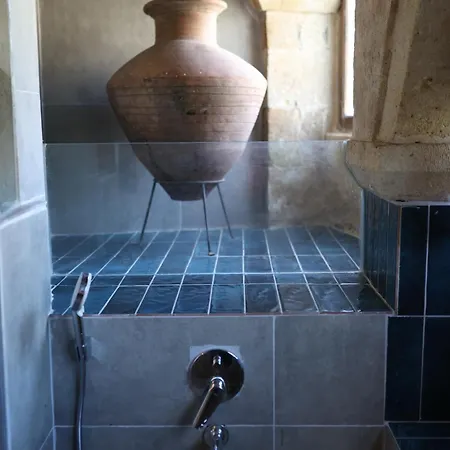 Hotel Potamia Cave *