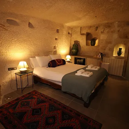 Hotel Potamia Cave