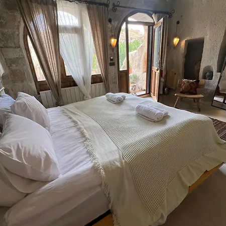 Potamia Cave * Ortahisar