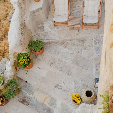Potamia Cave Otel