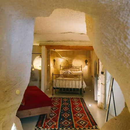 Potamia Cave Hotel *