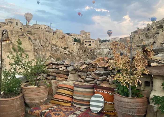 Hotel Potamia Cave *