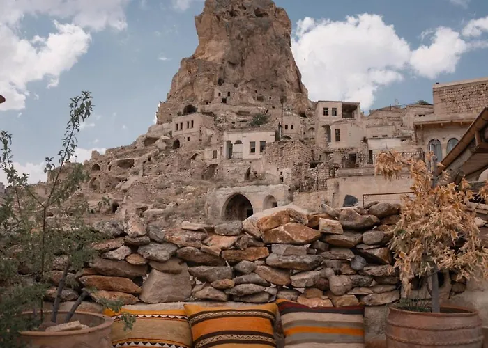 Potamia Cave Hotel *