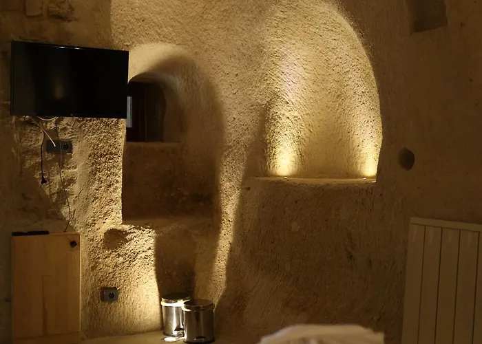 Potamia Cave * Ortahisar