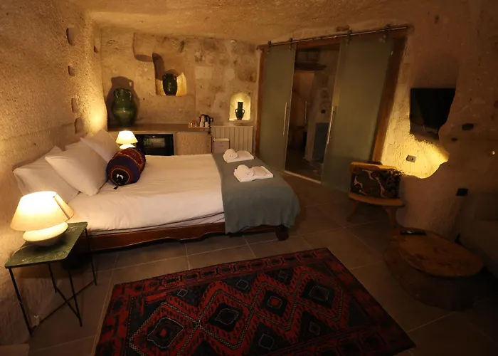 Hotel Potamia Cave *