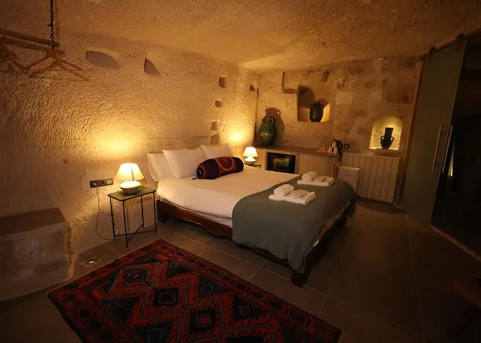 Hotel Potamia Cave